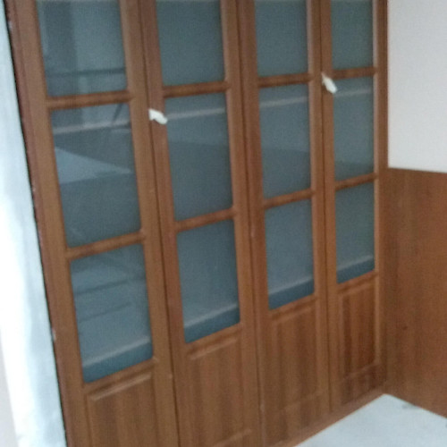 Встроенный шкаф с дверьми МДФ в пленке со стеклом